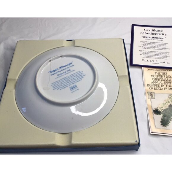 Berta Hummel Collectors SCHMID 1980-83 Holiday Plates All Original Box Gift - Picture 8 of 8